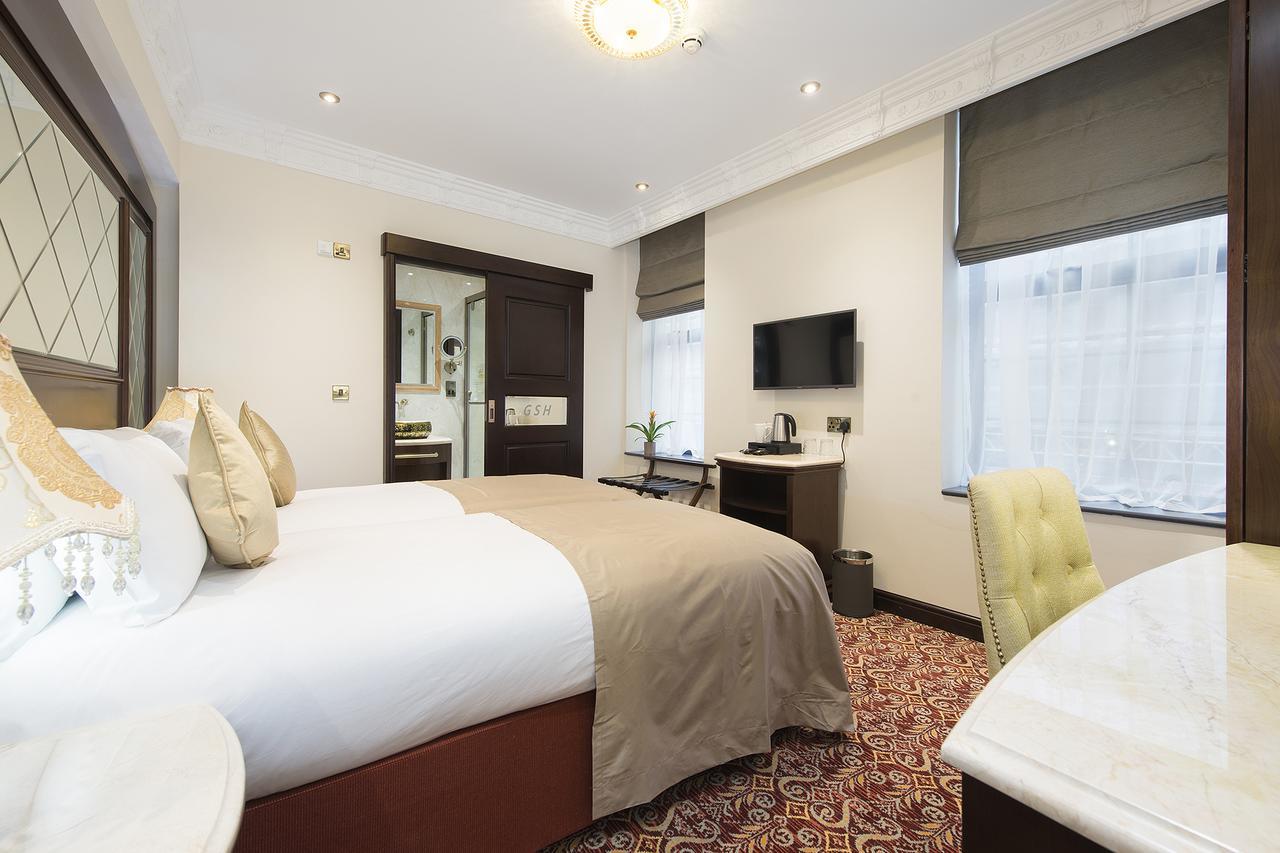 The George Street Hotel Oxford Exterior foto A room at the hotel