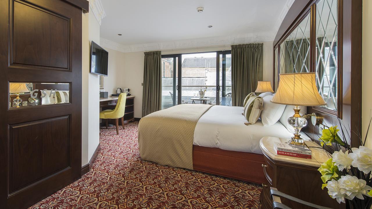 The George Street Hotel Oxford Exterior foto A room at the hotel