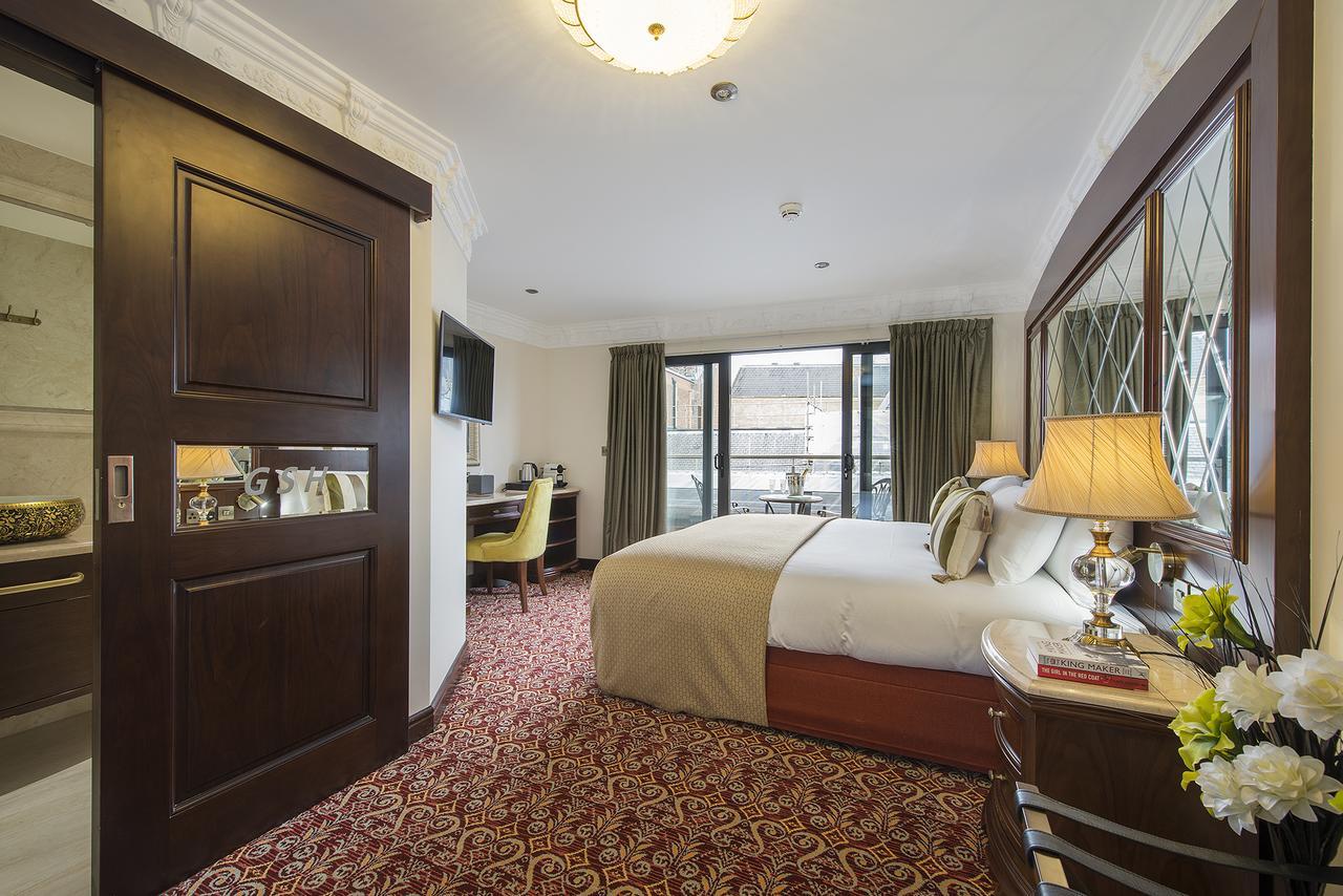 The George Street Hotel Oxford Exterior foto A room at the hotel